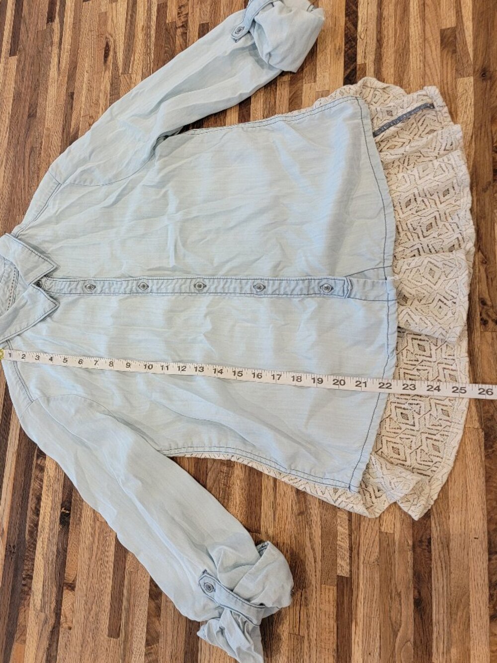 Holding Horses for Anthropologie lace hem tencel denim shirt roll tab - Picture 5 of 12